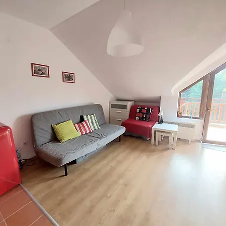 Art Semiramida Lejlighed *